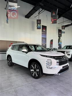 ميتسوبيشي اوتلاندر